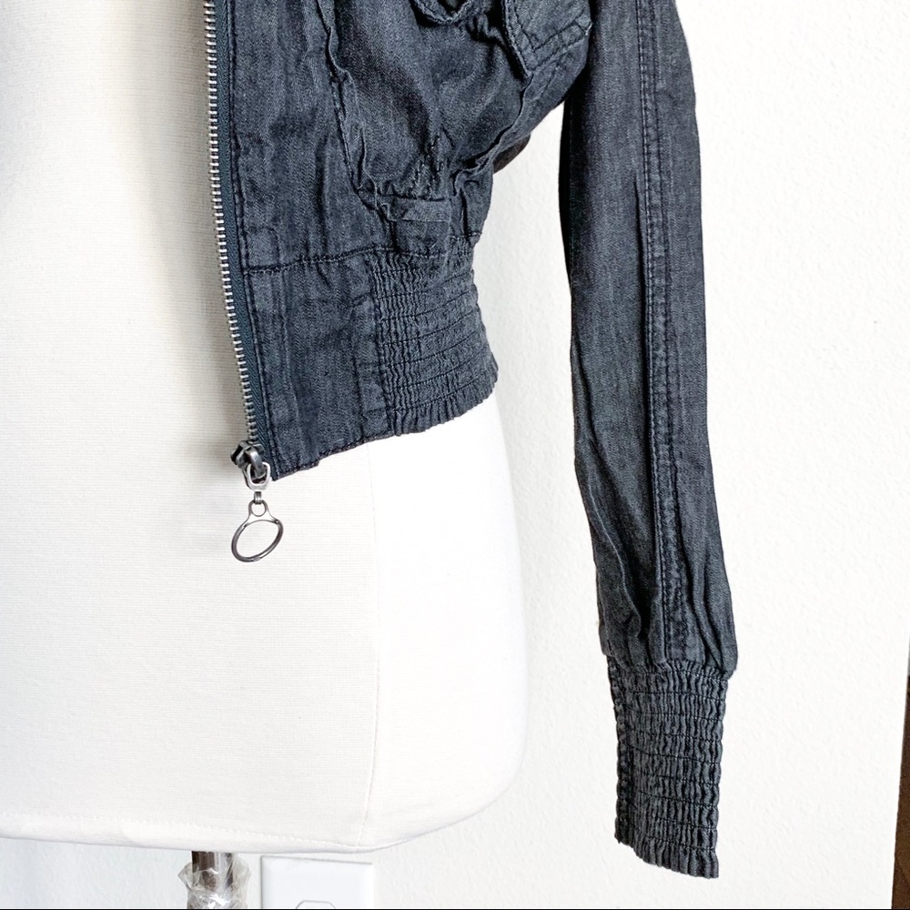 Black jacket - Picture 5 of 16
